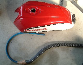 奥さんには内緒の「バキューム式サビ吸い上げ機」
