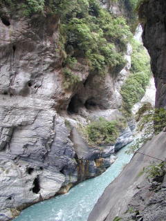 ���q���Q